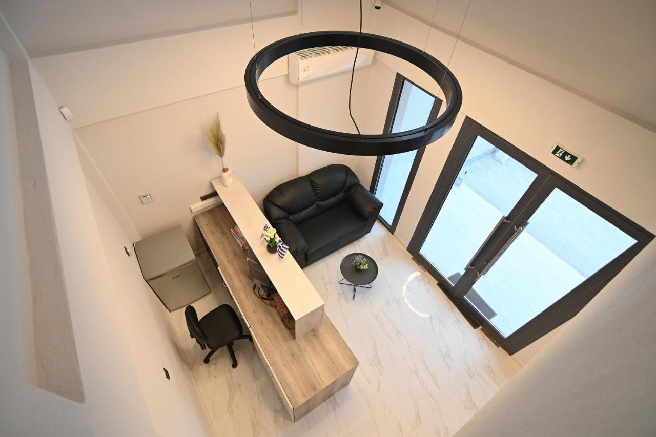 Armonia Luxury Suites Vrasná Exteriör bild
