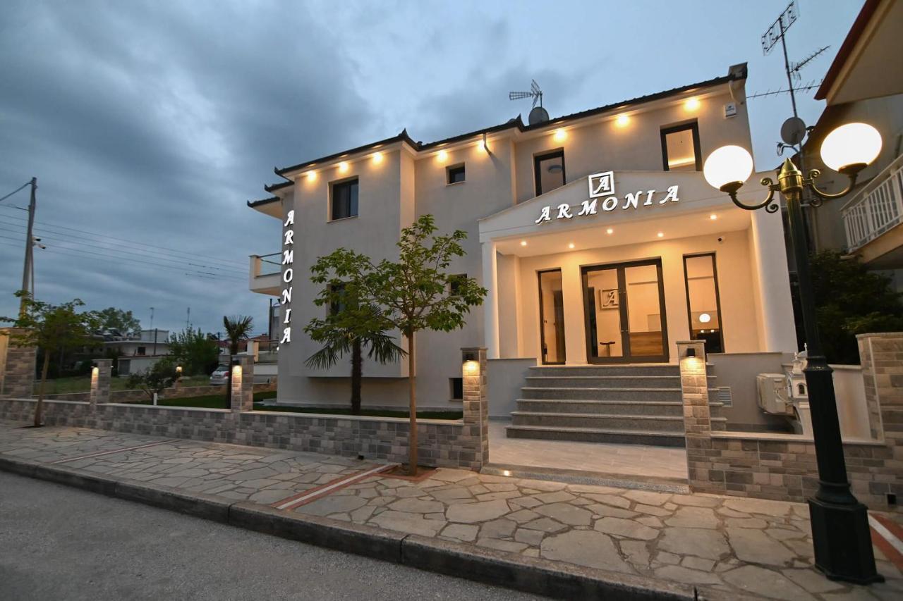Armonia Luxury Suites Vrasná Exteriör bild
