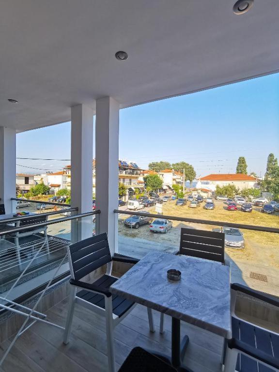 Armonia Luxury Suites Vrasná Exteriör bild